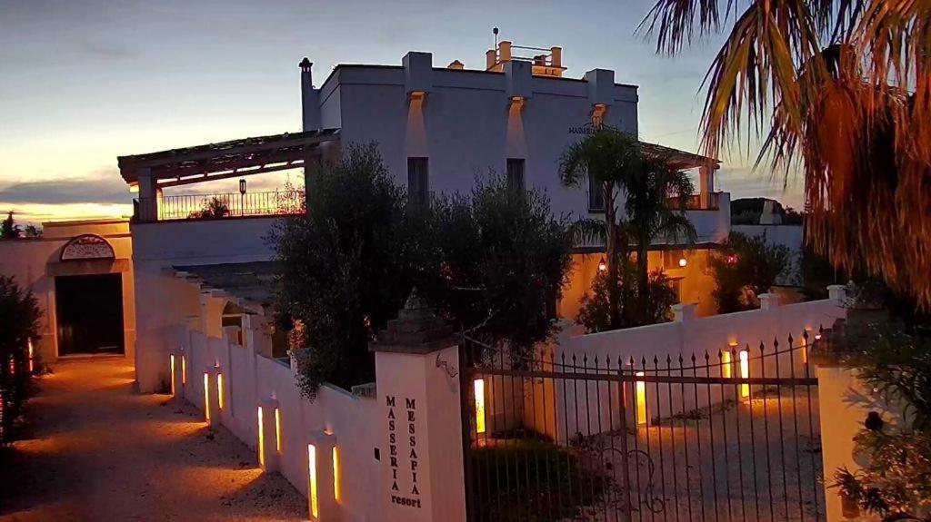 Masseria Messapia Wine Resort & Spa Salento Мезаньє Екстер'єр фото