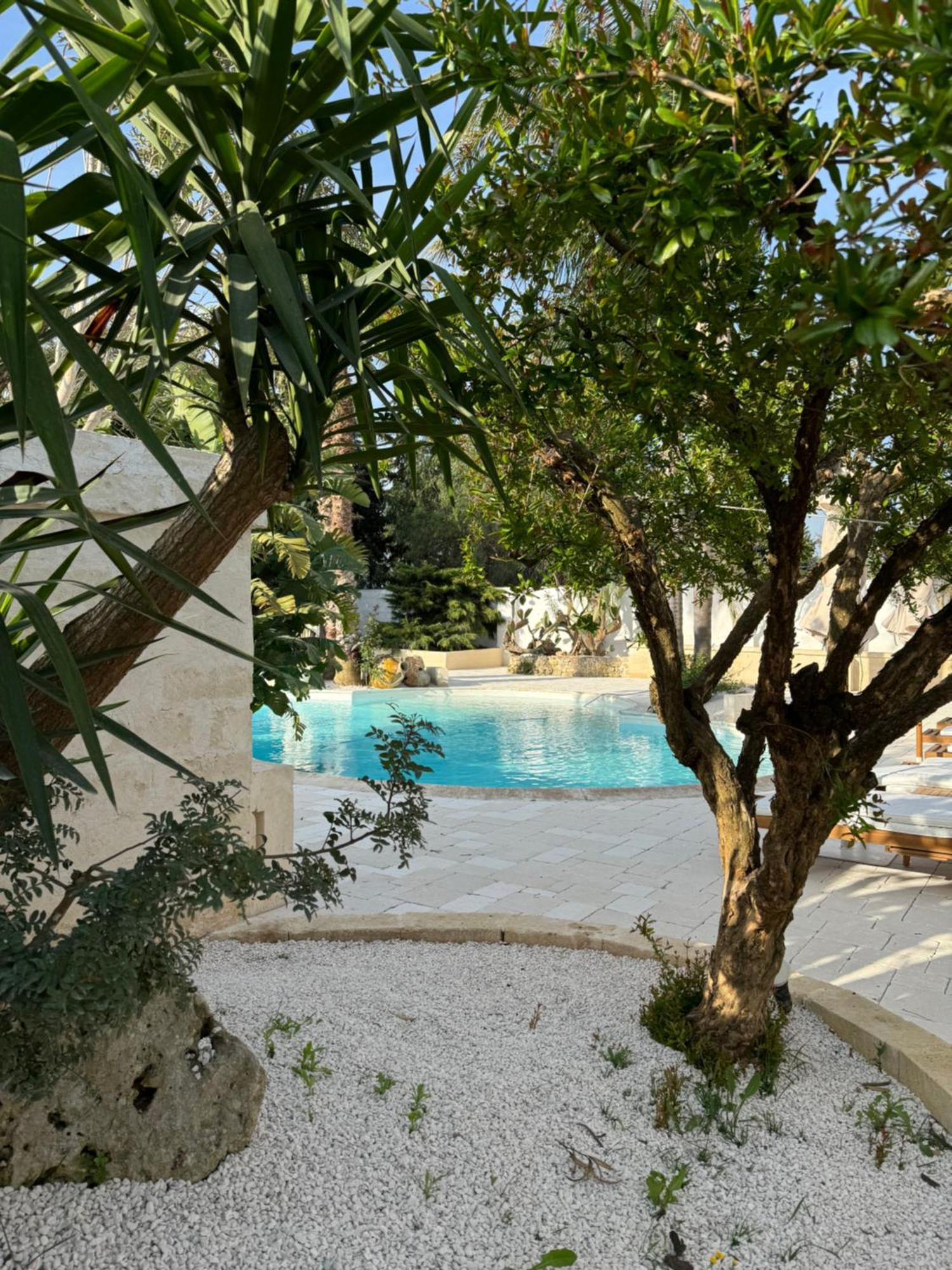 Masseria Messapia Wine Resort & Spa Salento Мезаньє Екстер'єр фото