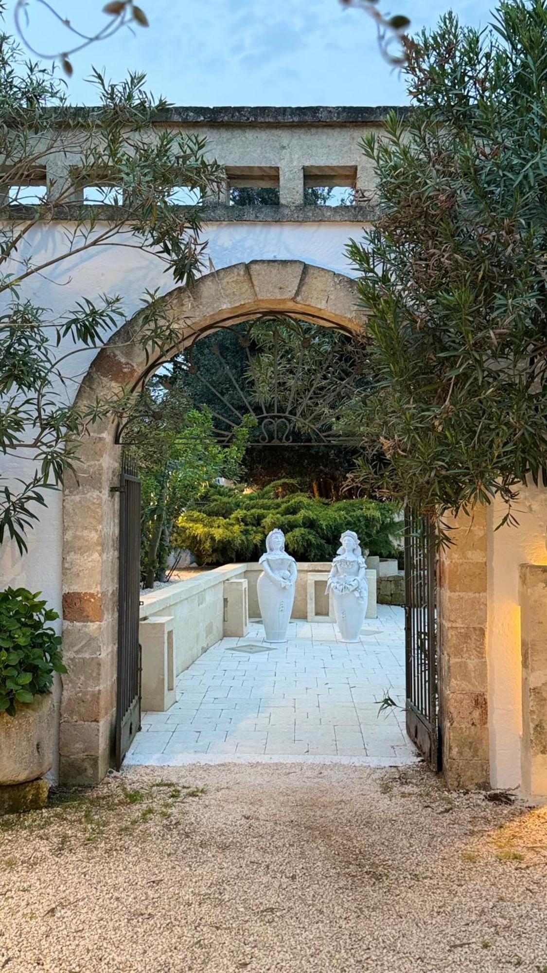 Masseria Messapia Wine Resort & Spa Salento Мезаньє Екстер'єр фото
